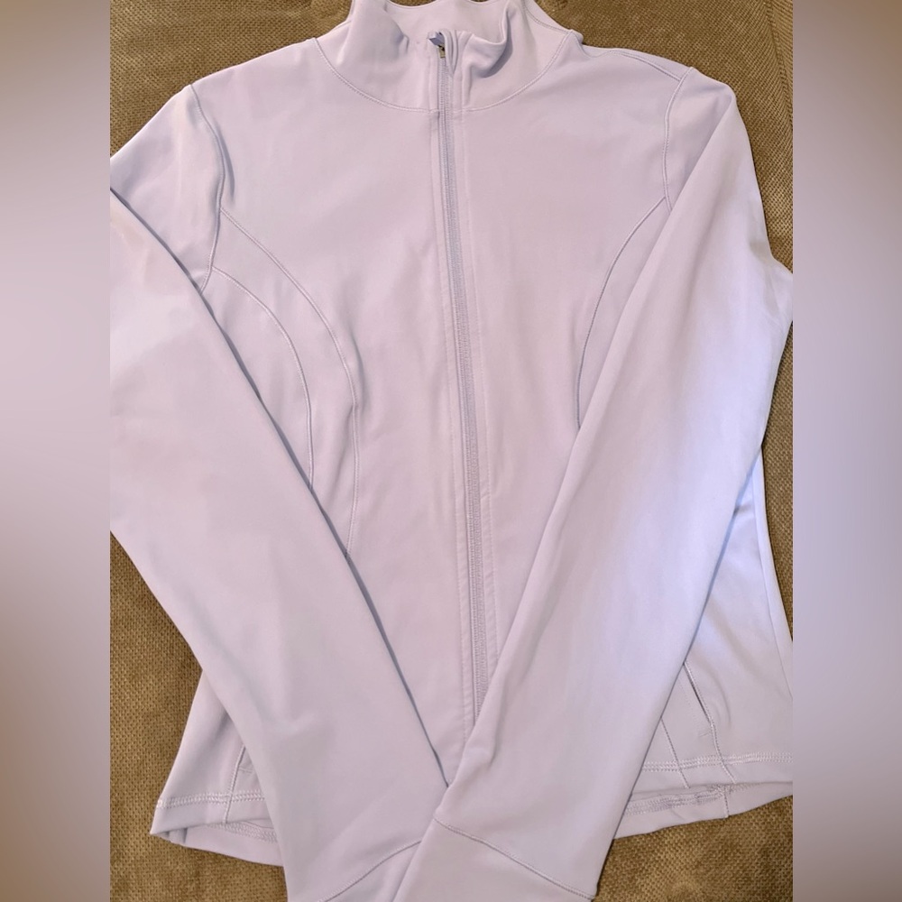 💜Danskin Periwinkle Cropped Waist Length Contour Jacket. Like New.